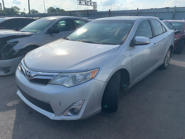 2012 TOYOTA Camry photo 1 of 6