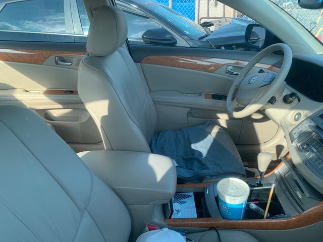 2006 TOYOTA Avalon photo 3 of 7