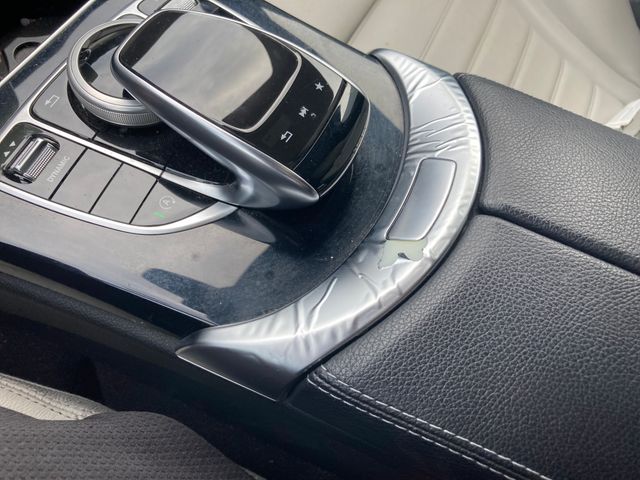 2018 Mercedes-Benz C-Class photo 10 of 11