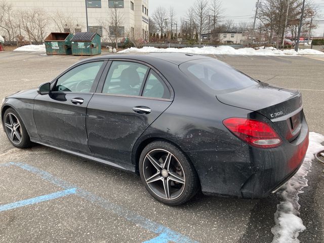 2016 Mercedes-Benz C-Class photo 3 of 13