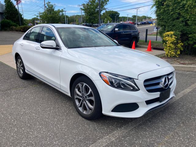 2017 Mercedes-Benz C-Class photo 4 of 11