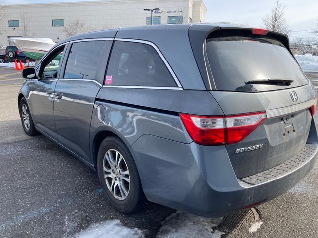 2012 Honda Odyssey photo 5 of 15