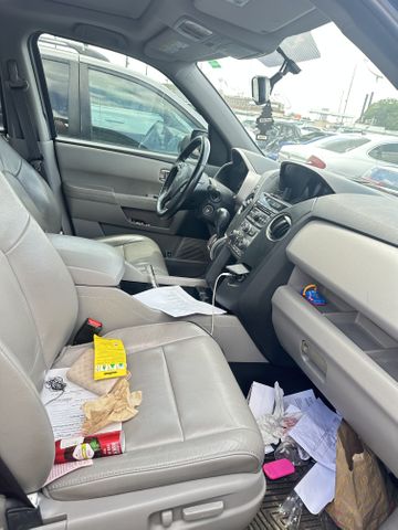 2015 HONDA Pilot photo 3 of 9