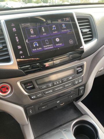 2018 Honda Pilot photo 14 of 14