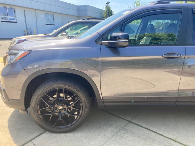 2021 HONDA Passport photo 2 of 14
