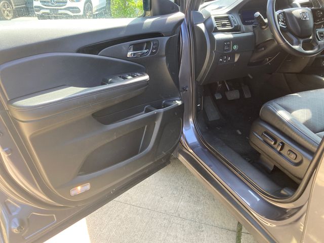 2021 HONDA Passport photo 11 of 14