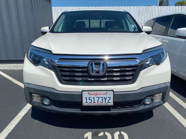 2019 HONDA Ridgeline photo 2 of 19