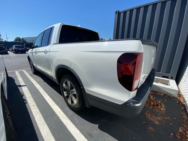 2019 HONDA Ridgeline photo 7 of 19