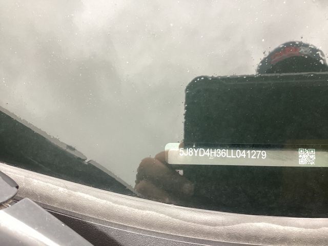 2020 ACURA MDX photo 21 of 23