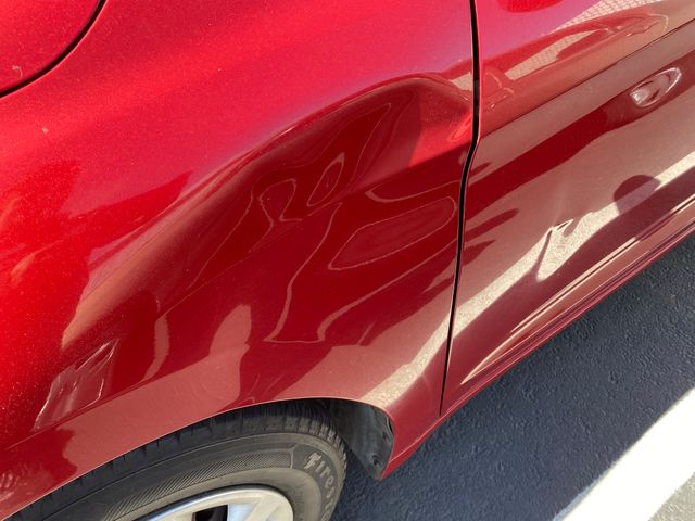 2019 HYUNDAI Elantra photo 6 of 20