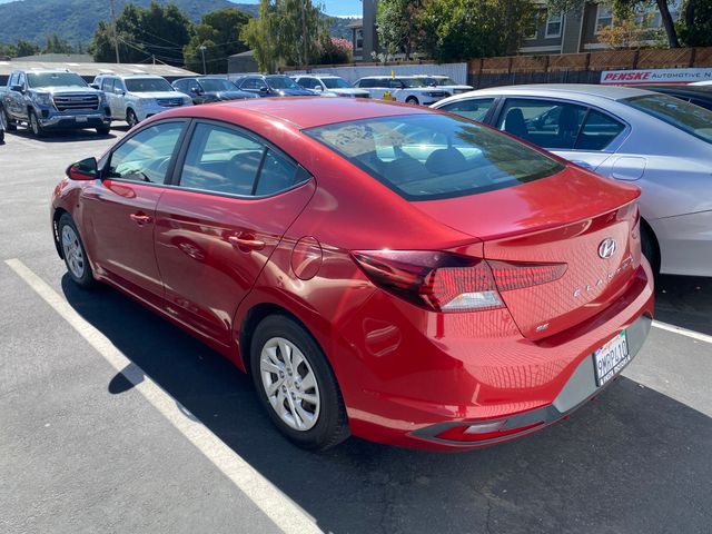 2019 HYUNDAI Elantra photo 9 of 20