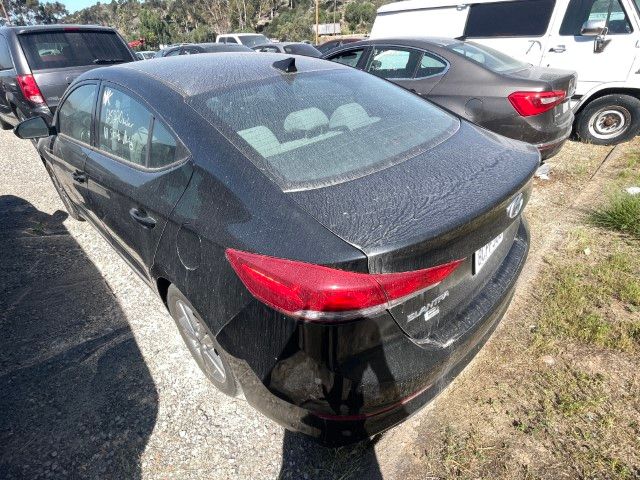 2018 Hyundai Elantra photo 2 of 5