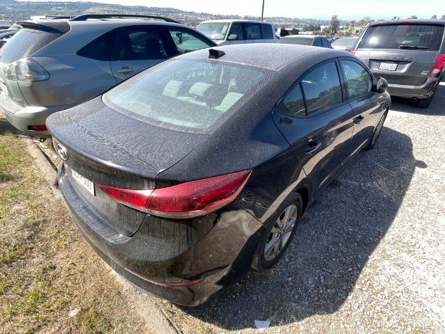 2018 Hyundai Elantra photo 3 of 5