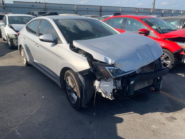 2019 HYUNDAI Elantra photo 2 of 4