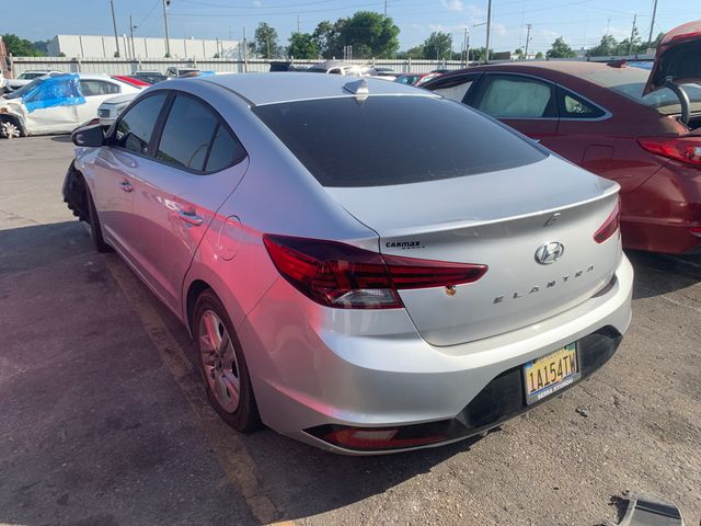 2019 HYUNDAI Elantra photo 4 of 4