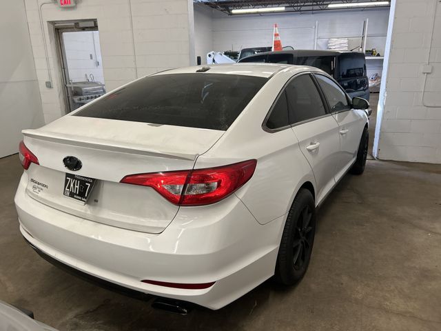 2015 HYUNDAI Sonata photo 3 of 6