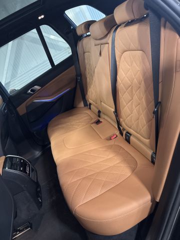 2023 BMW X5 photo 7 of 8