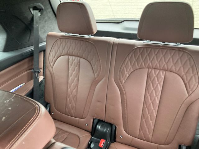 2020 BMW X7 photo 10 of 14