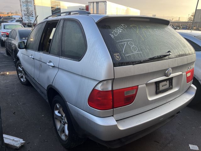 2004 BMW X5 photo 5 of 6