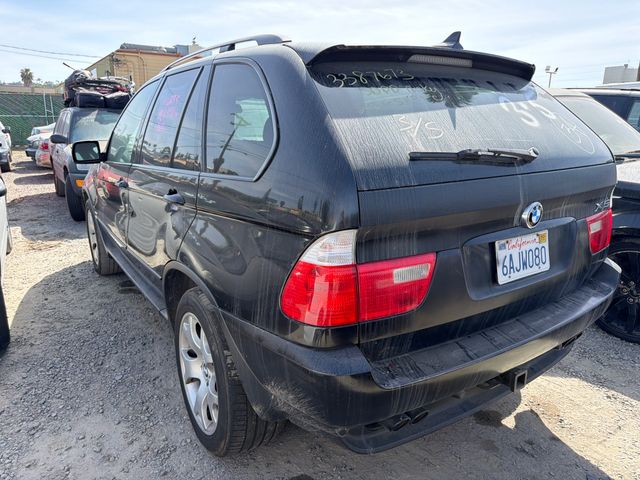 2003 BMW X5 photo 2 of 5