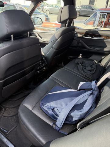 2017 BMW X5 photo 4 of 4