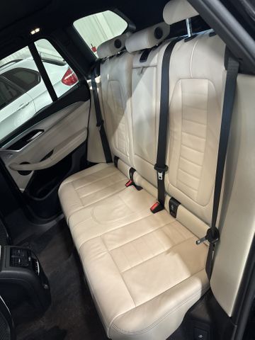 2019 BMW X3 photo 7 of 8