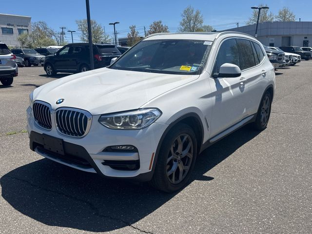 2021 BMW photo 1 of 22