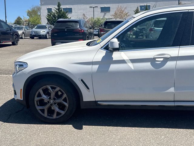 2021 BMW photo 3 of 22