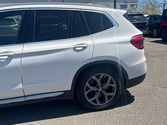 2021 BMW photo 4 of 22