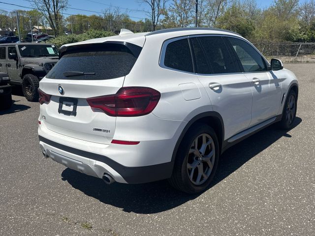 2021 BMW photo 8 of 22