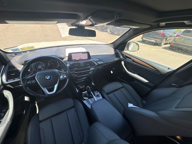 2021 BMW photo 17 of 22