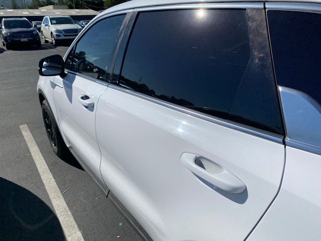 2021 KIA Sorento photo 8 of 20