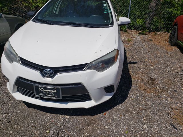 2016 TOYOTA Corolla photo 2 of 6