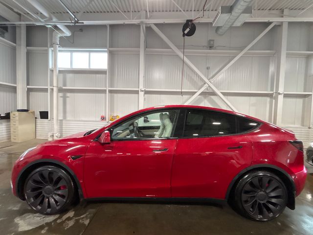 2020 Tesla Model Y photo 2 of 8