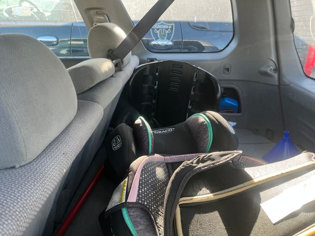 2004 Subaru Forester photo 4 of 6