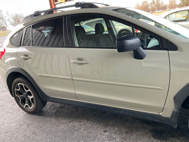 2015 SUBARU XV CrossTrek photo 4 of 14