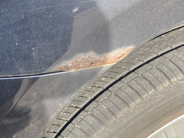 2010 Subaru Forester photo 5 of 14