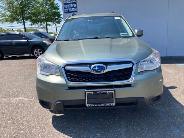 2015 SUBARU Forester photo 7 of 12
