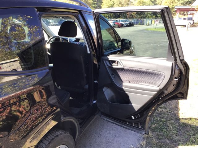 2018 SUBARU Forester photo 9 of 20