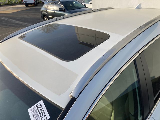 2019 HONDA CR-V photo 8 of 15
