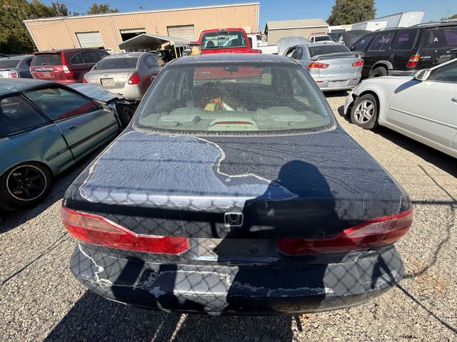 2000 HONDA Accord photo 3 of 11