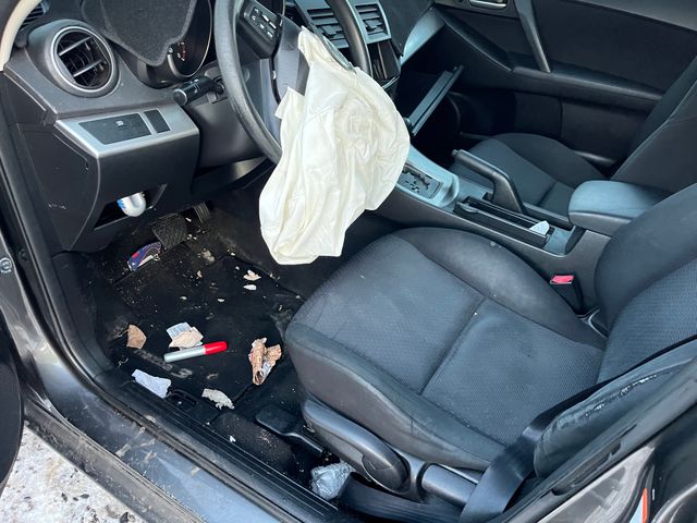 2010 MAZDA Mazda3 photo 5 of 5