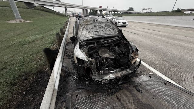 2007 Mazda CX-7 photo 2 of 4