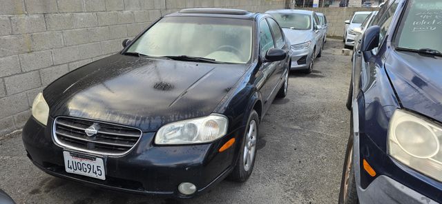 2001 Nissan Maxima photo 1 of 4