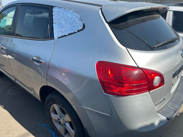 2012 NISSAN Rogue photo 5 of 5