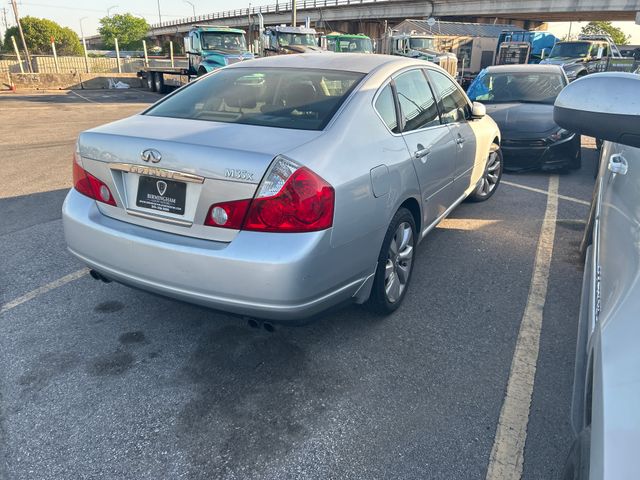 2007 INFINITI M35 photo 4 of 5