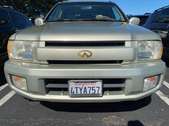 2001 INFINITI QX4 photo 3 of 22