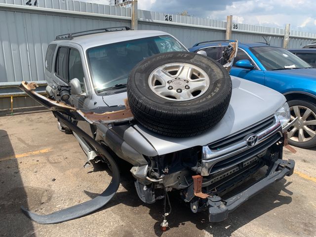 2001 TOYOTA 4-Runner photo 2 of 4