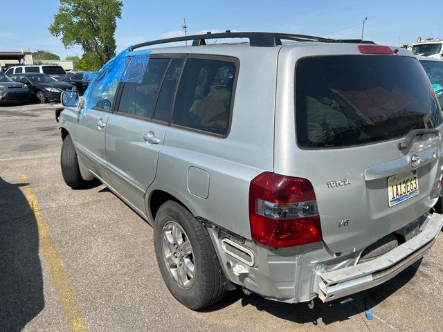 2004 TOYOTA Highlander photo 4 of 4