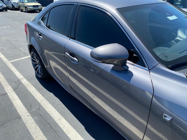 2018 LEXUS IS photo 16 of 25
